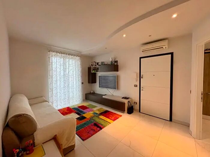 Appartamento trilocale in vendita in Piacenza