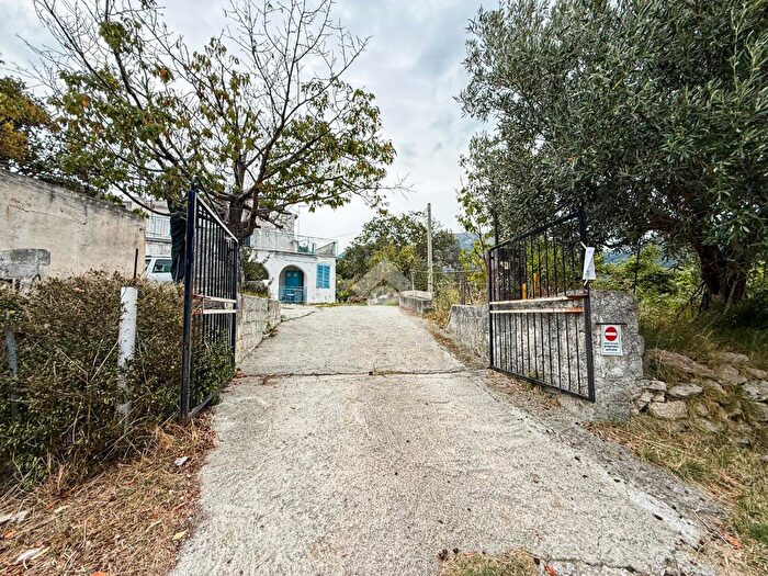 Appartamento bilocale in vendita in Contrada S Pietro, Falconara Albanese