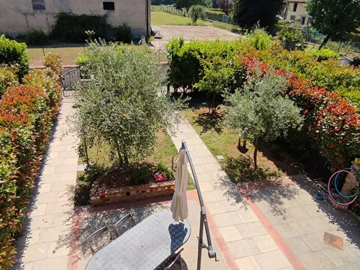 Casa quadrilocale in vendita in Borgo San Lorenzo