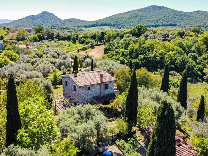 Casa con 10 locali in vendita in Strada di Colle Marocco, Palombara Sabina