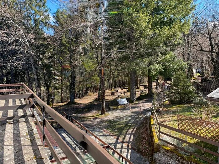 Appartamento quadrilocale in vendita in Villanoce, Rezzoaglio