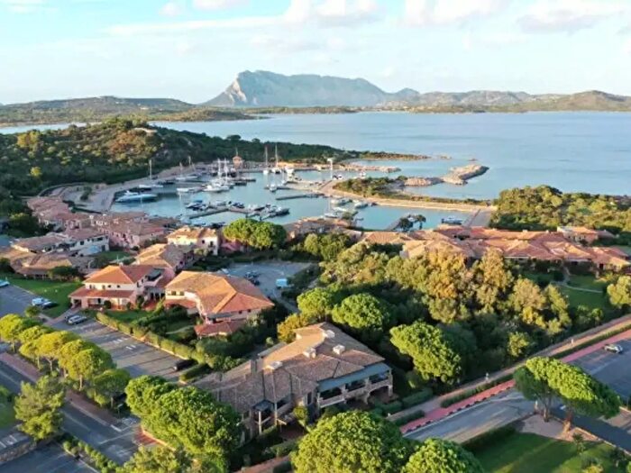 Appartamento quadrilocale in vendita in Strada, San Teodoro