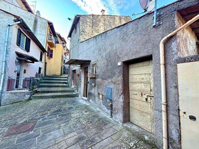 Appartamento trilocale in vendita in Vicolo di Careni, Orte