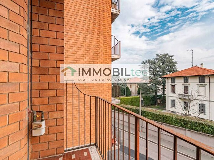 Appartamento trilocale in affitto in Saronno