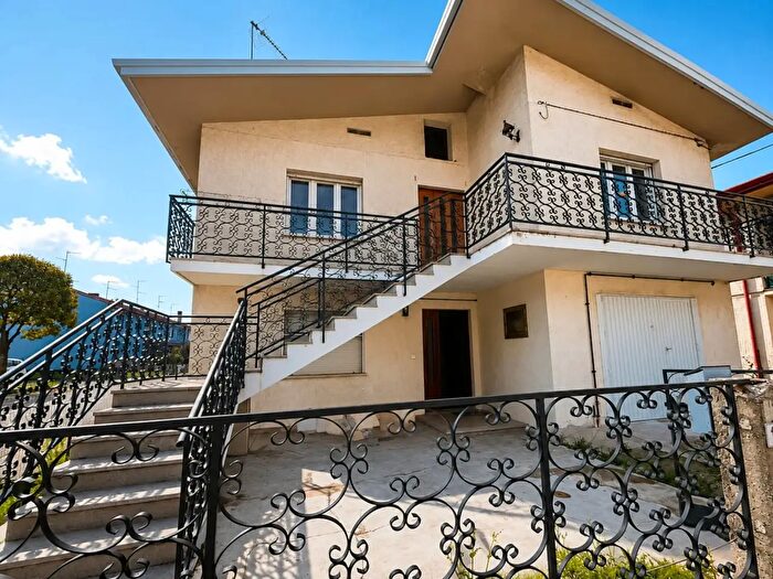 Casa con 6 locali in vendita in Marano Lagunare