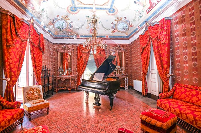 Casa con 13 locali in vendita in Via Silvio Pellico, Grammichele