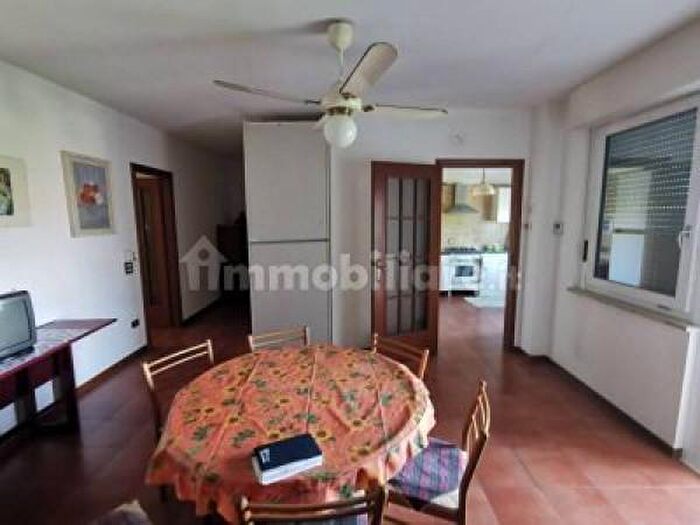 Appartamento trilocale in affitto in Via C Amirante, Soverato