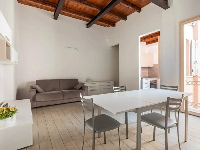 Appartamento trilocale in vendita in Vicolo Bolognetti Bologna, Bologna