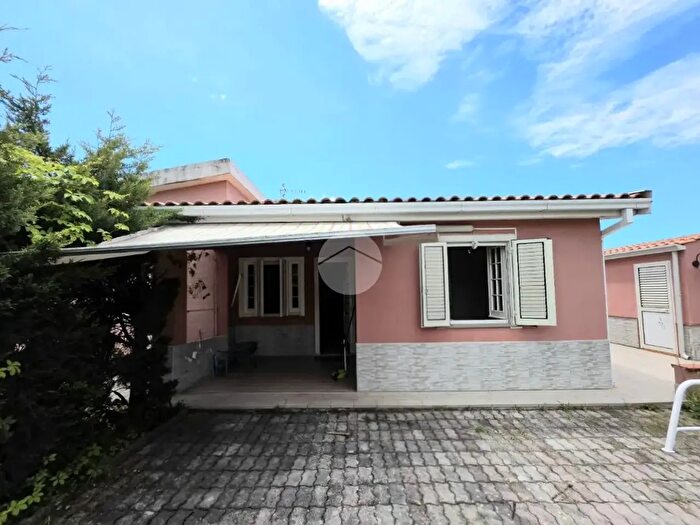 Appartamento trilocale in vendita in Via Antonio Scopelliti, Scalea