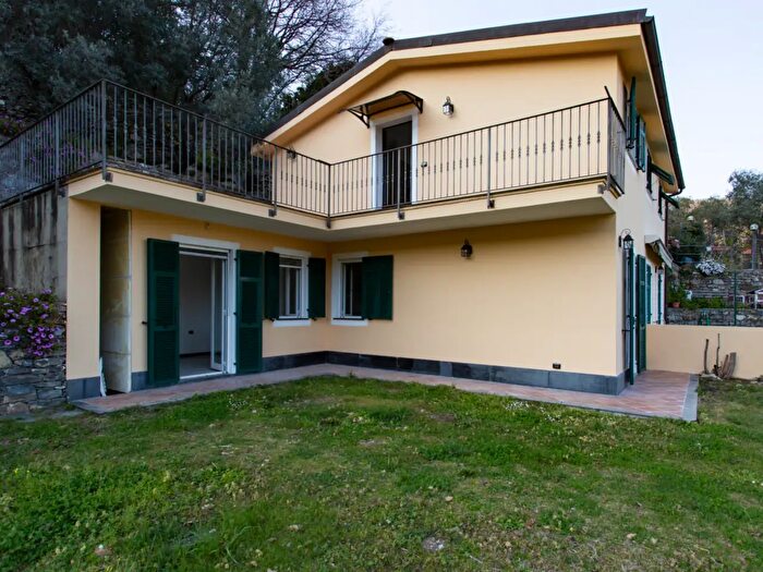 Casa con 5 locali in vendita in Via Passalacqua, Rapallo