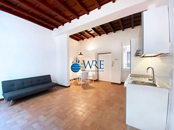 Appartamento bilocale in affitto in Via Leonina, Monti, Roma