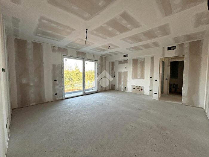 Appartamento trilocale in vendita in Via delle Galose, Cologno Al Serio