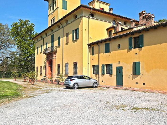 Appartamento con 6 locali in affitto in Via Pederzana, San Vitale Roveri, Bologna