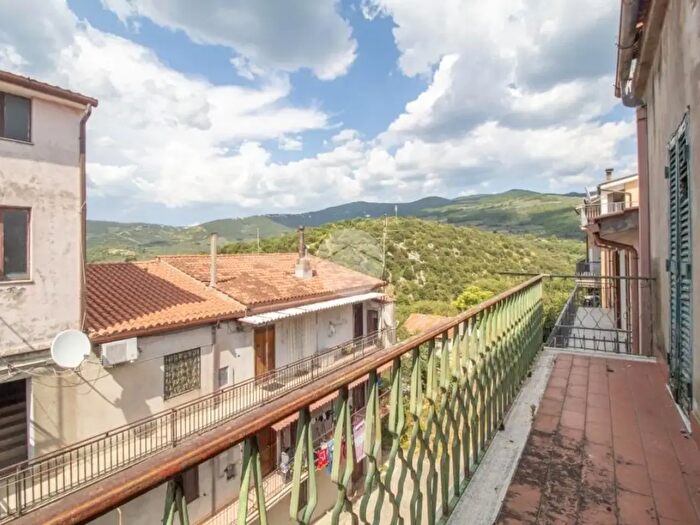 Appartamento trilocale in vendita in Via Pietro Vicentini, Moricone