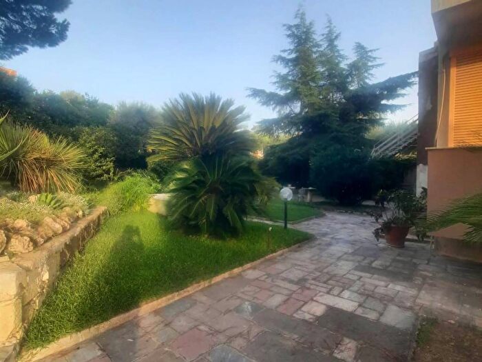Appartamento quadrilocale in affitto in VIA VECCHIE DELLE VIGNE, Pozzuoli Alta, Pozzuoli