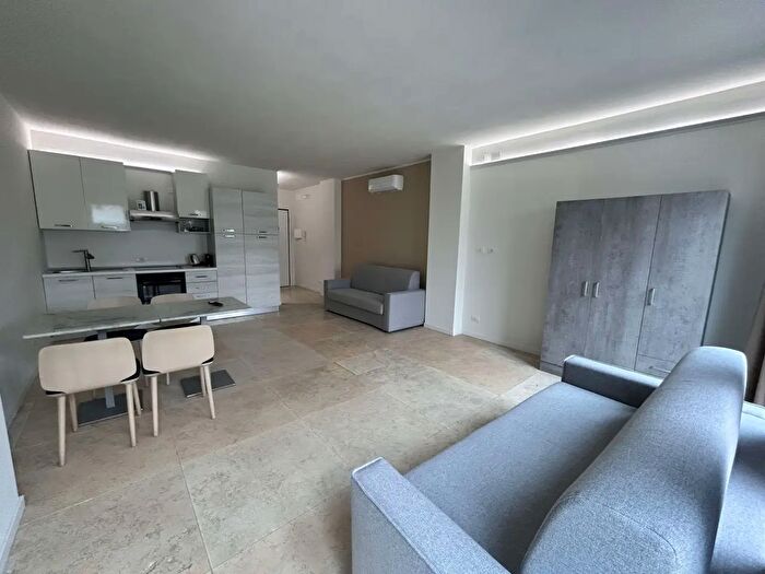 Appartamento monolocale in vendita in Via Agello, Desenzano Del Garda