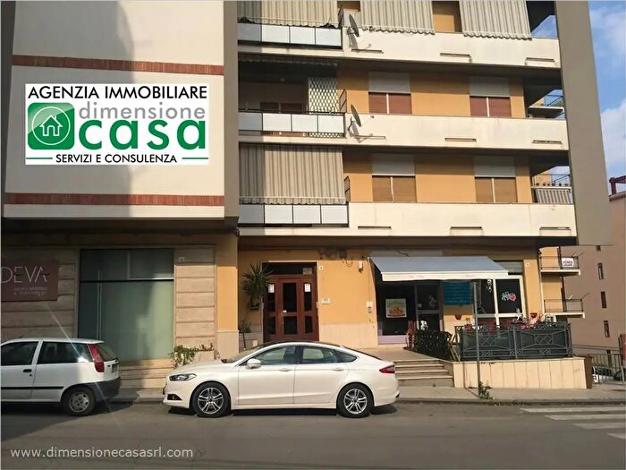 Appartamento con 5 locali in vendita in Via Alcide De Gasperi, Caltanissetta