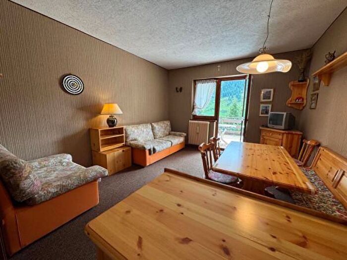 Appartamento monolocale in vendita in Via Monte Pora, Castione Della Presolana