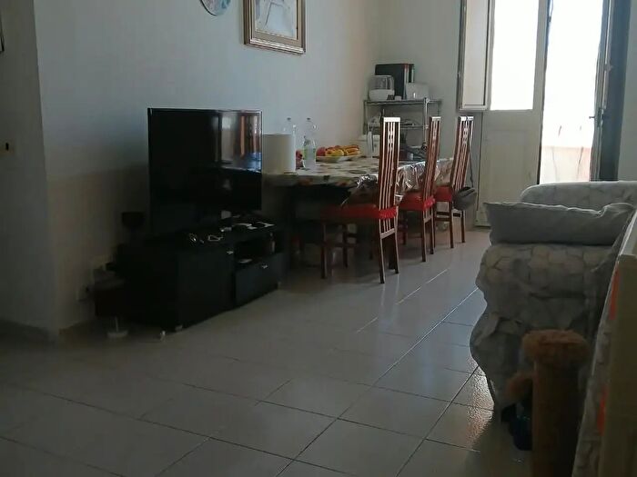 Appartamento trilocale in vendita in Piazza Giuseppe Garibaldi, Pontecagnano Faiano