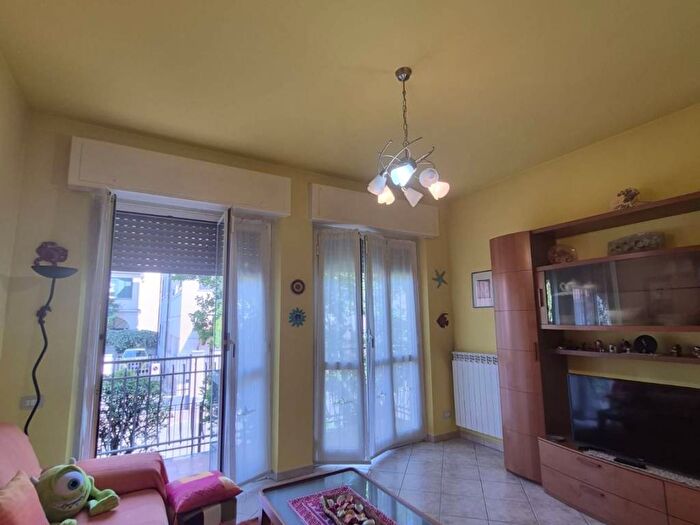 Appartamento bilocale in vendita in Via dei Gelsi, Romano Banco, Buccinasco