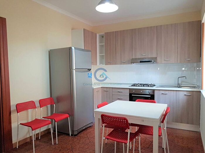 Appartamento con 5 locali in affitto in Catanzaro Lido, Catanzaro