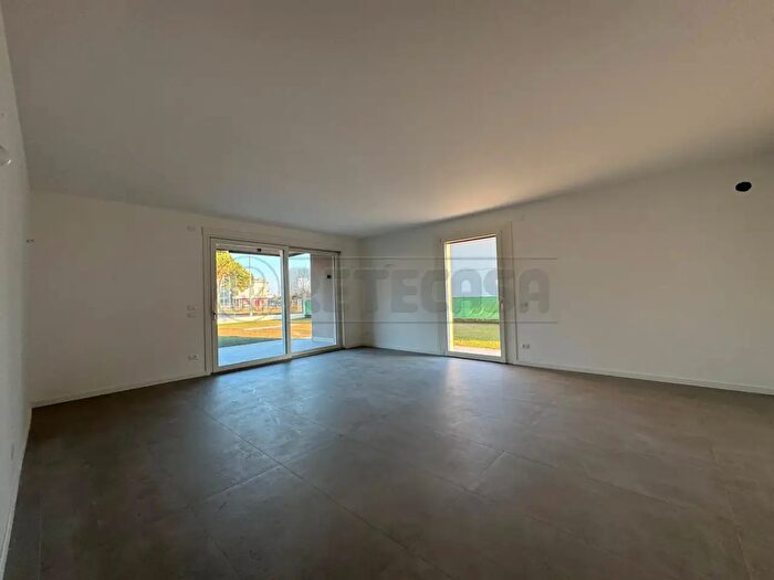 Appartamento quadrilocale in vendita in Romano DEzzelino