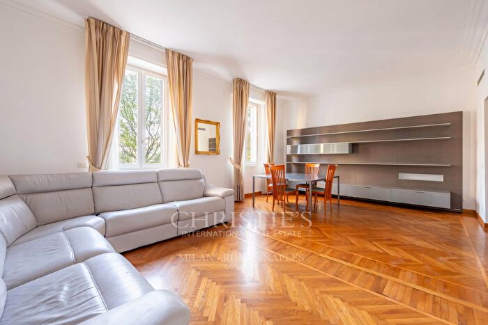 Appartamento quadrilocale in vendita in Via Maurizio Quadrio, Milano