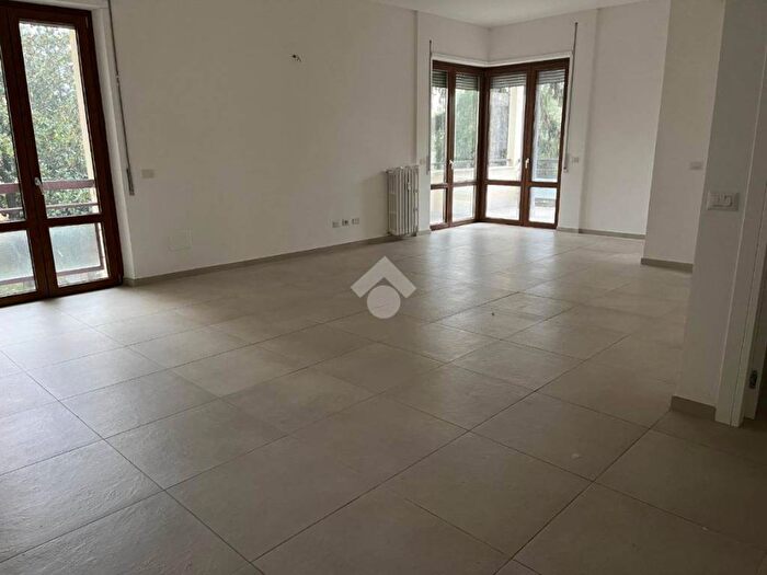 Appartamento quadrilocale in affitto in Via Mariano DAmelio, Aurelio Val Cannuta, Roma
