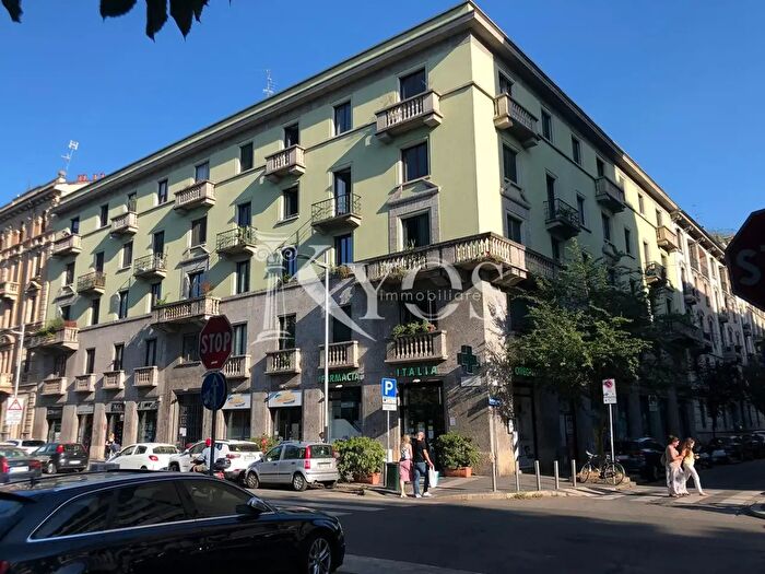 Appartamento trilocale in vendita in CSo Indipendenza, Milano