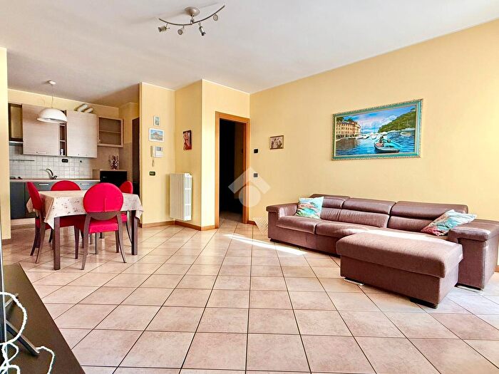 Appartamento bilocale in vendita in Via Bartolomeo Rozzone, Treviglio