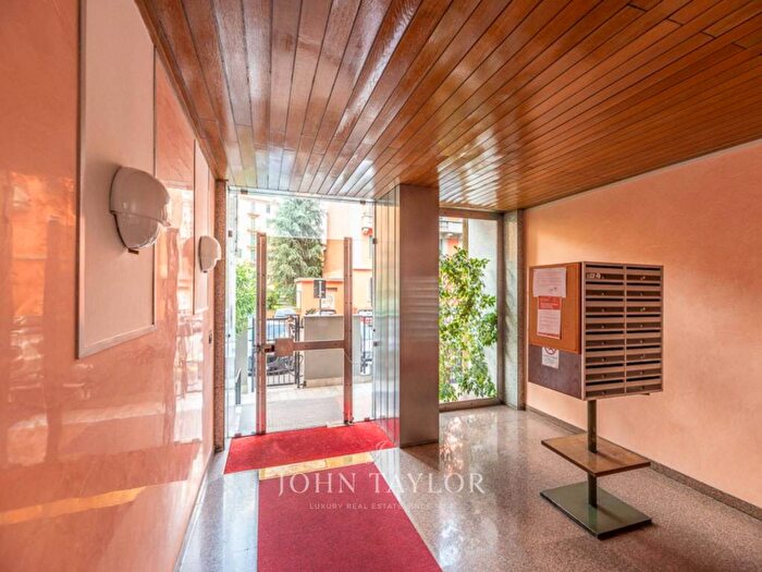Appartamento con 5 locali in affitto in Piazza Ernesto De Angeli, De Angeli, Milano