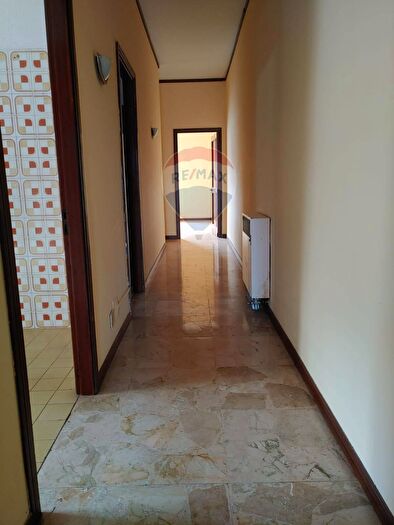 Appartamento trilocale in vendita in Via Vittorio Emanuele III, Paterno