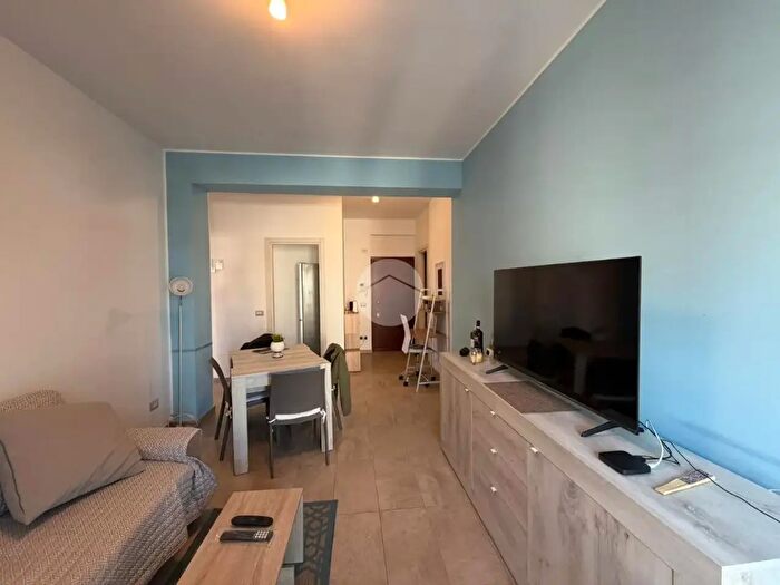 Appartamento bilocale in vendita in Via Vincenzo Monti, San Giuliano Milanese