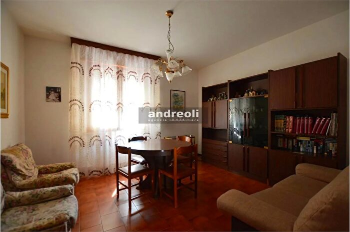 Appartamento quadrilocale in vendita in Jesi