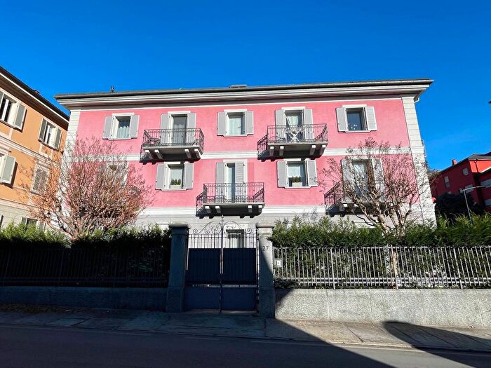 Case in Vendita e in Affitto - 3