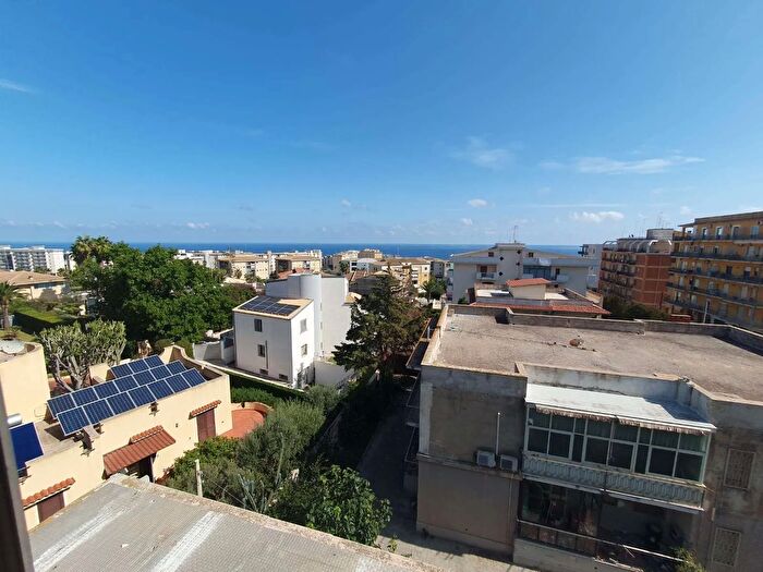 Casa bilocale in vendita in Via Grottasanta, Siracusa