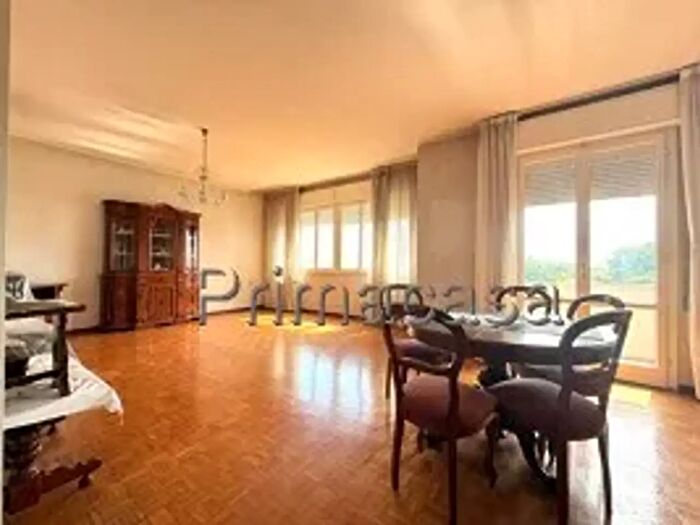 Appartamento con 5 locali in vendita in Corso della Vittoria, Legnago