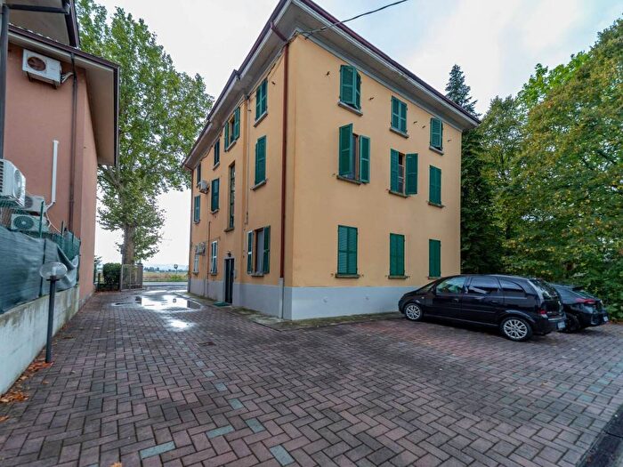 Appartamento trilocale in vendita in Via Mantova, San Prospero, Parma