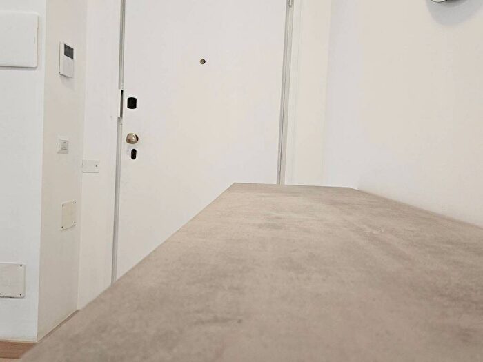 Appartamento trilocale in affitto in Via Antonio Pianella, San Siro, Milano
