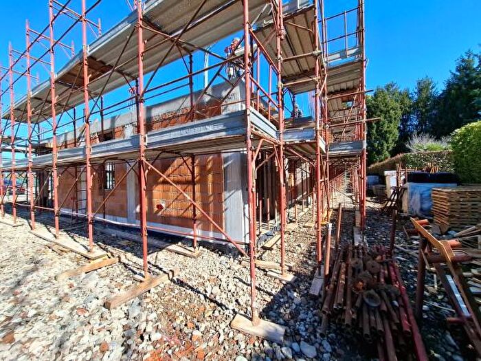 Casa quadrilocale in vendita in Via Alessandro Manzoni, Bulgarograsso