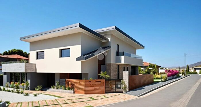 Casa quadrilocale in vendita in Via Locatelli, Calusco DAdda