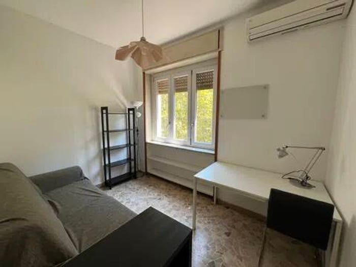 Appartamento trilocale in affitto in Via Giovanni Pezzotti, Pezzotti Meda, Milano