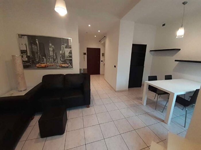 Appartamento con 6 locali in affitto in Capodimonte, Ancona