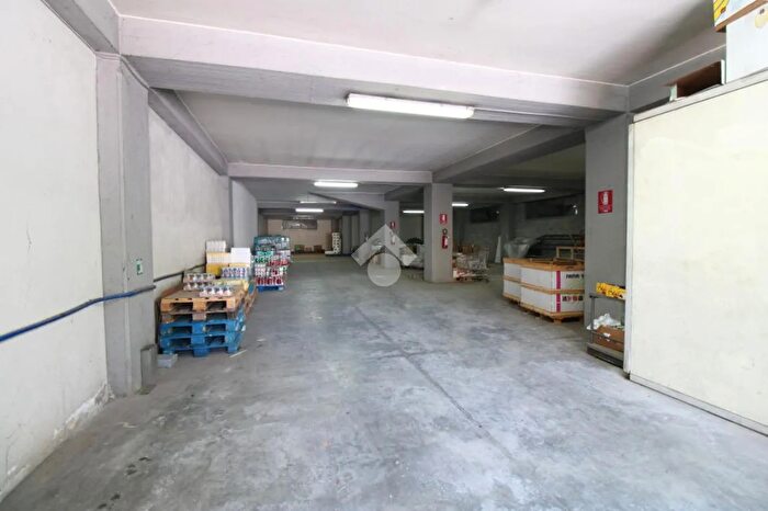 Appartamento bilocale in vendita in Piazza del Mercato, Poggio Mirteto