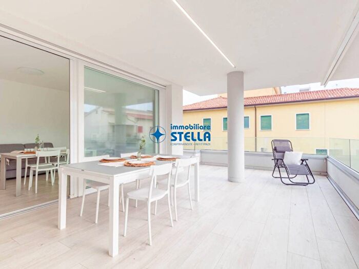 Appartamento trilocale in affitto in Via Vittorio Veneto, Lido Est, Jesolo