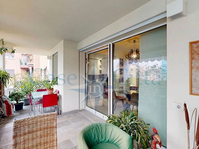 Appartamento trilocale in vendita in Via Forze Armate, Milano