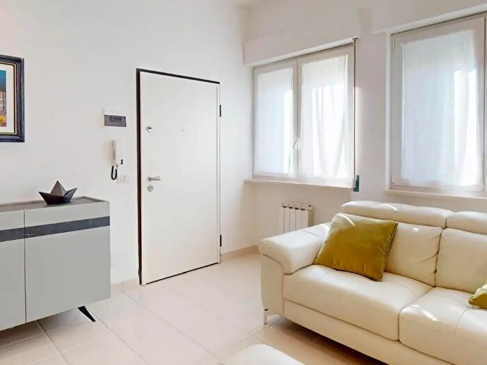 Appartamento quadrilocale in vendita in Via Flaminia Sud, Valtopina