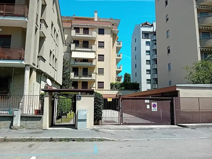 Appartamento monolocale in affitto in Via Ulisse Salis a, Milano