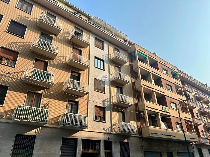 Appartamento trilocale in vendita in Via Graglia, Torino