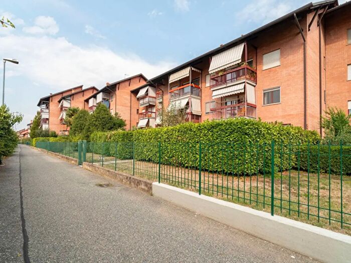 Appartamento trilocale in vendita in Via Cavalieri di Vittorio Veneto, Grugliasco